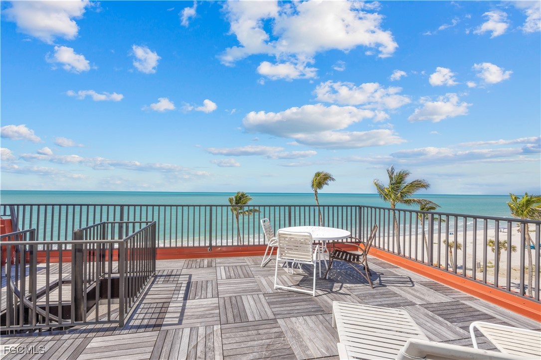4 bed home in Sanibel