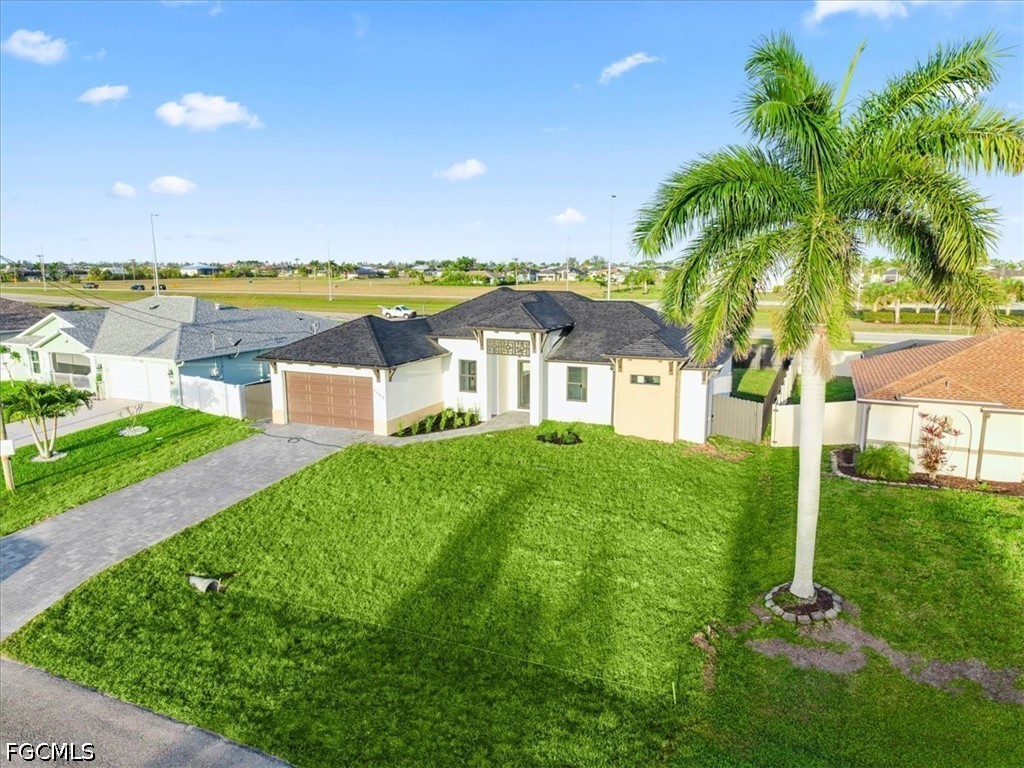 3 bed home in Cape Coral
