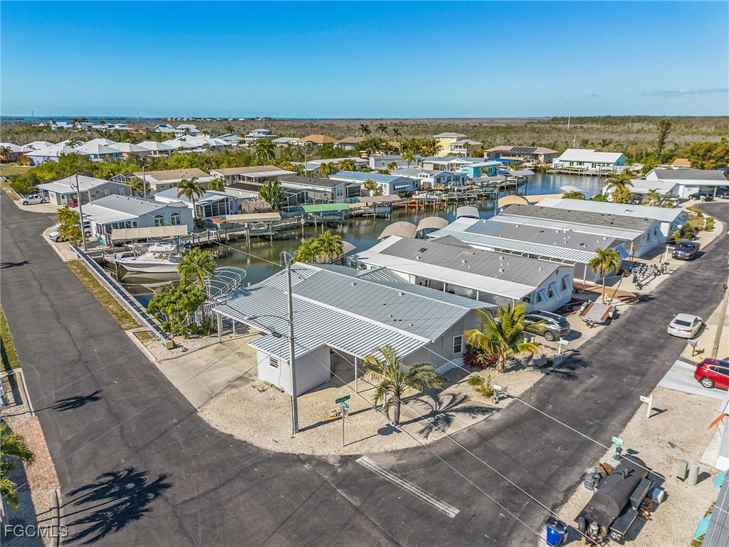 2 bed home in St James City