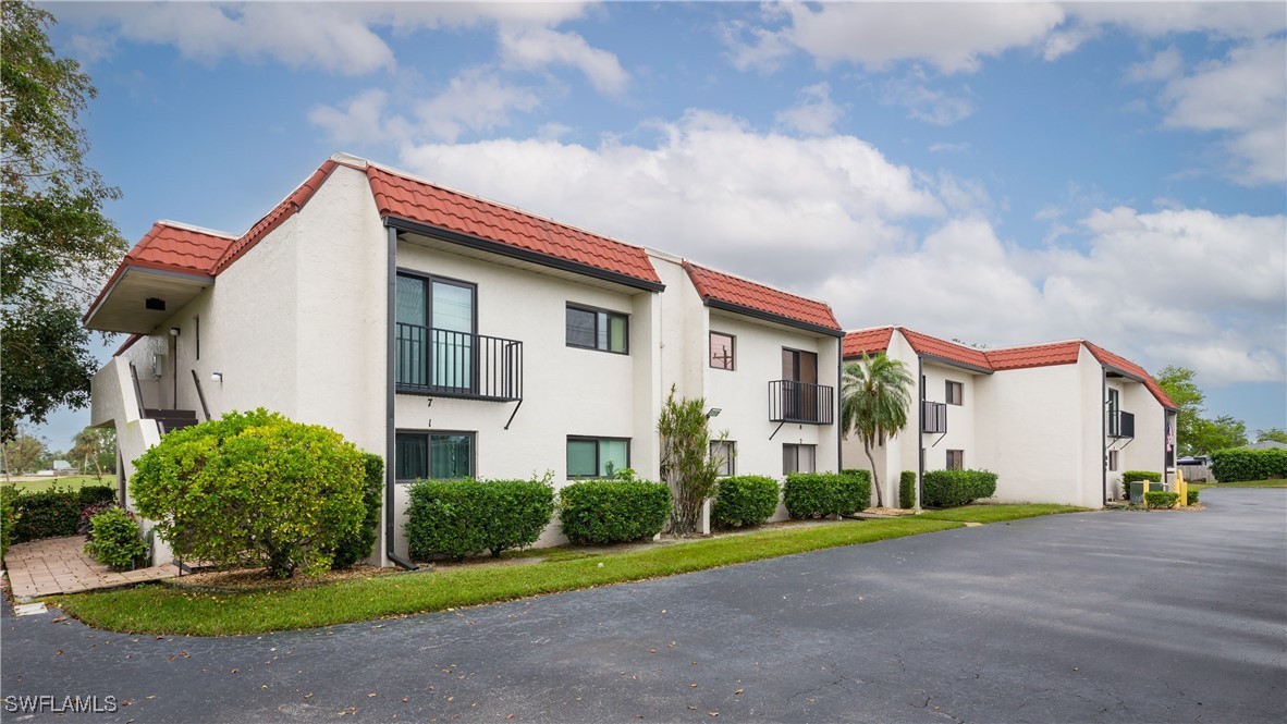 2 bed home in North Fort Myers
