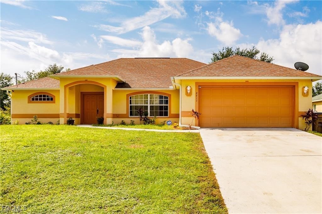 4 bed home in Lehigh Acres