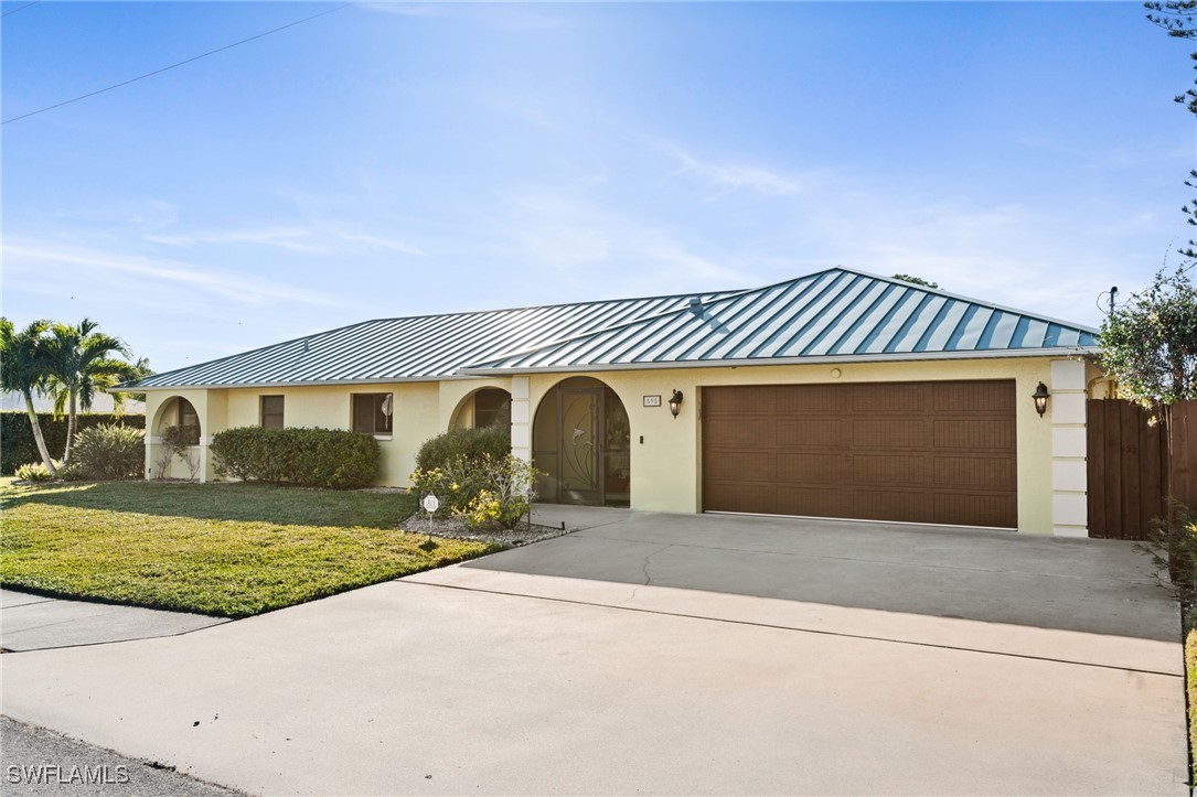 3 bed home in Naples