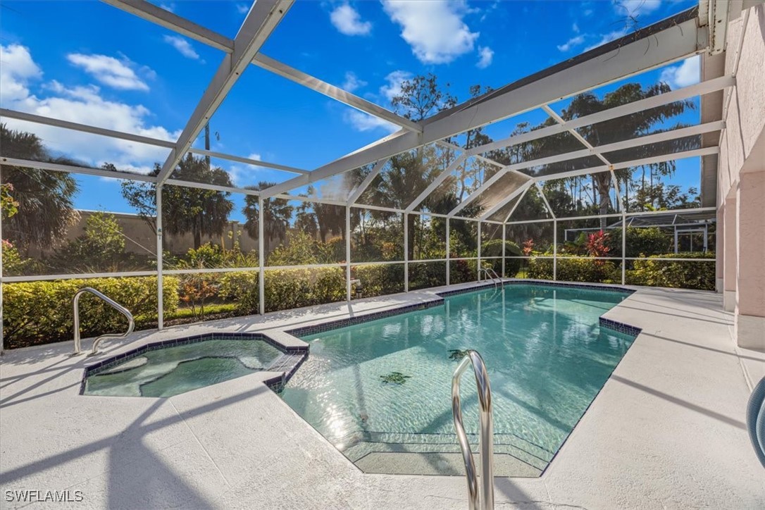 3 bed home in Naples