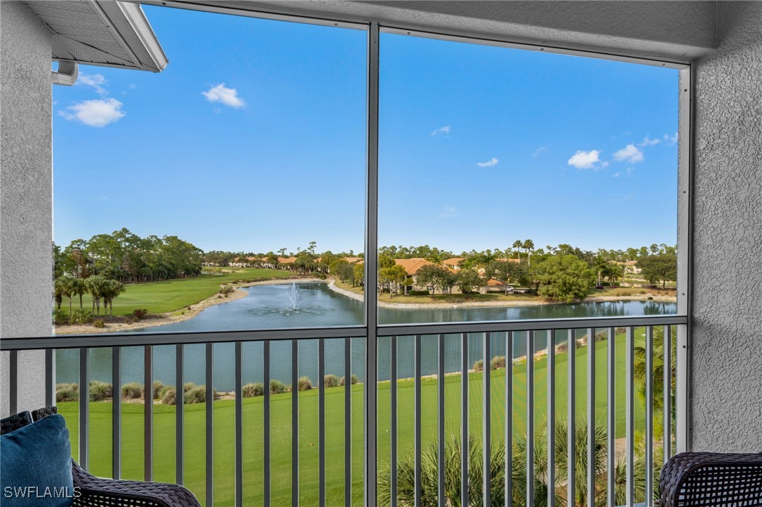 2 bed home in Naples