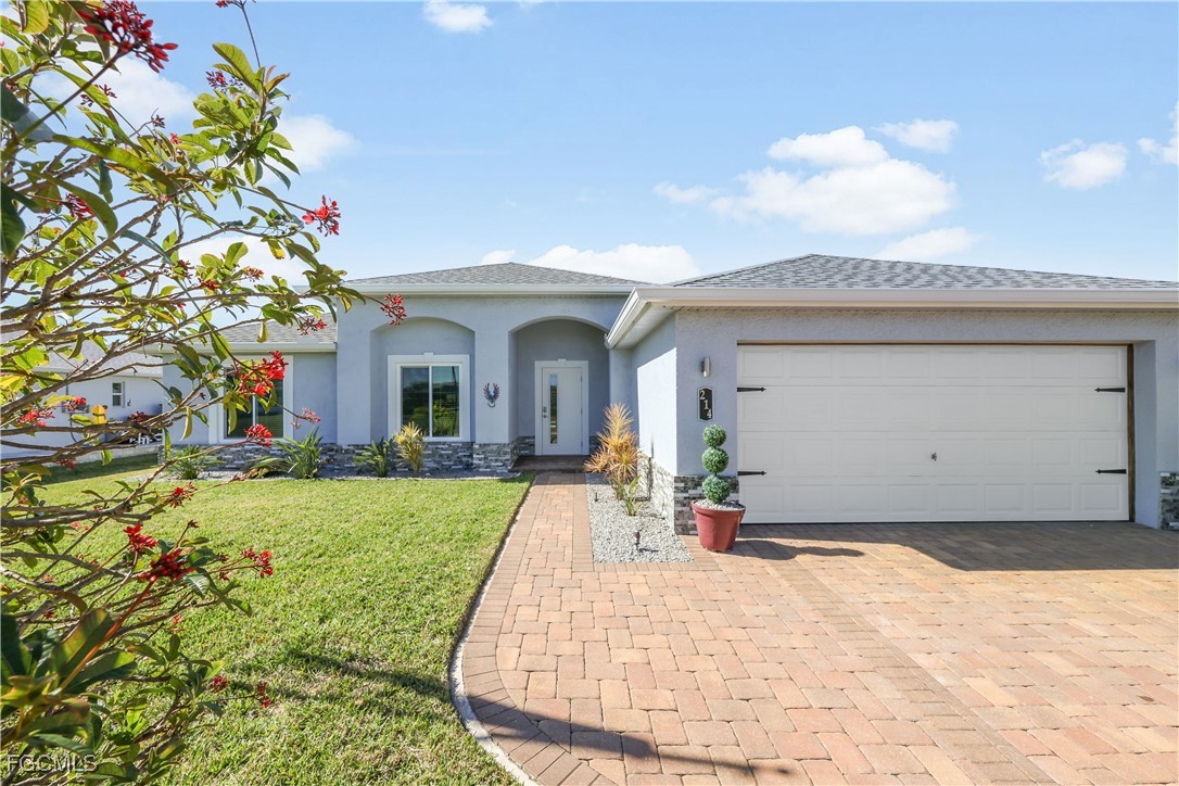 3 bed home in Cape Coral