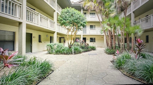 2 bed home in Bonita Springs