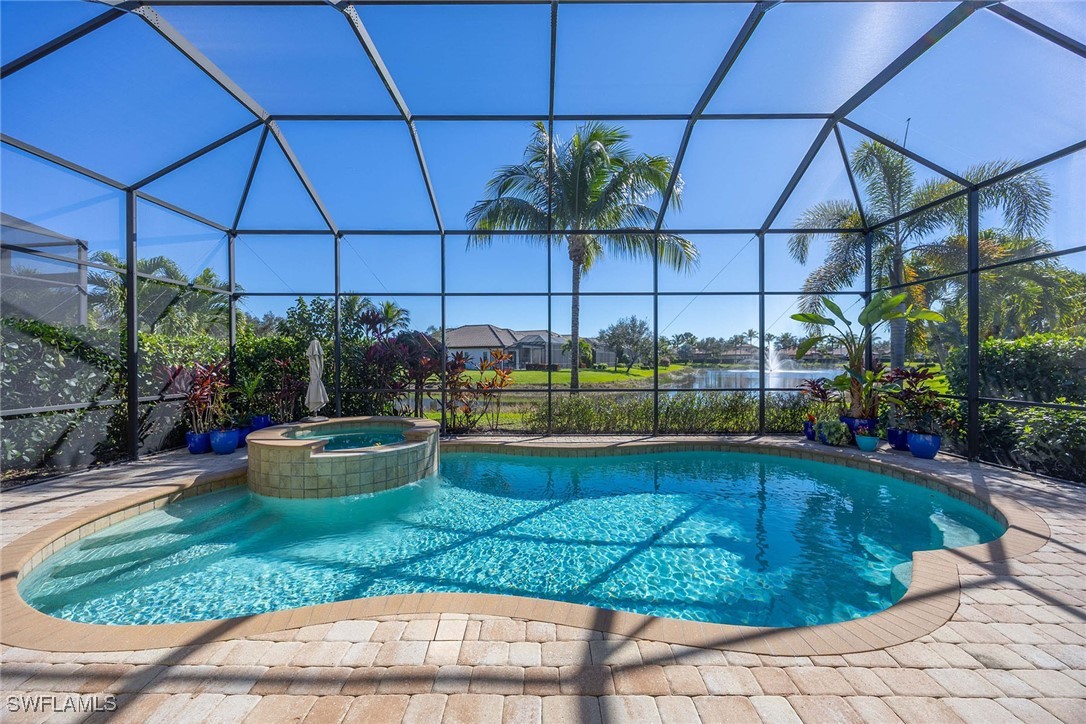 3 bed home in Naples