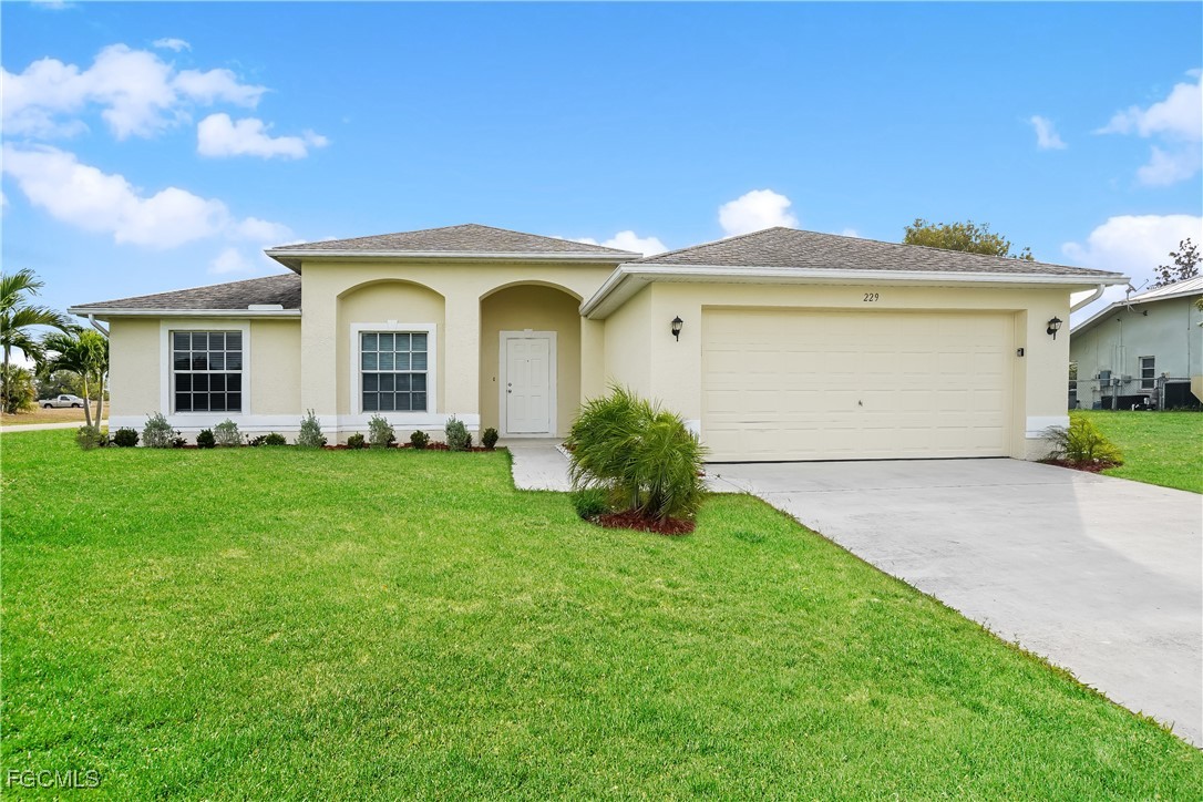 4 bed home in Cape Coral
