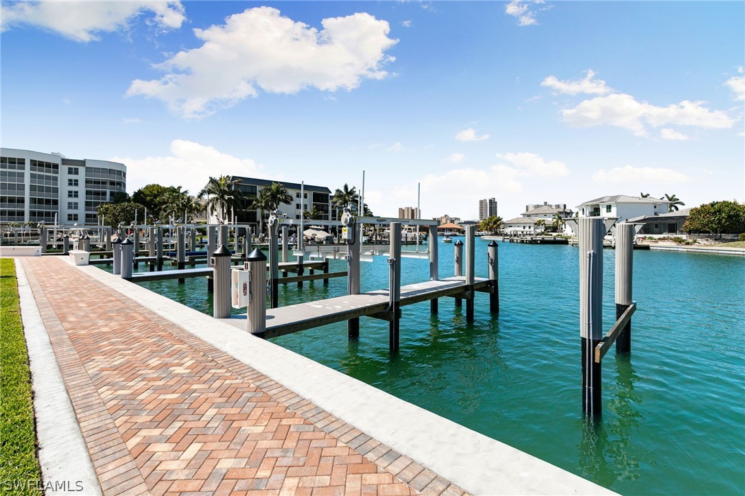 2 bed home in Marco Island