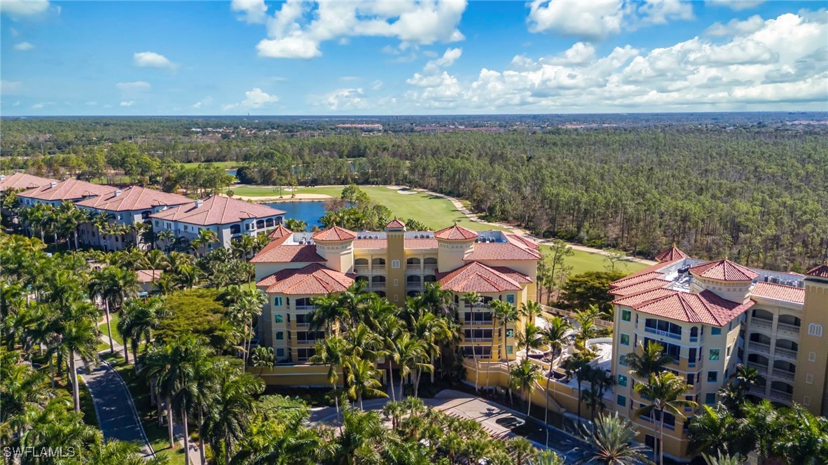 3 bed home in Naples