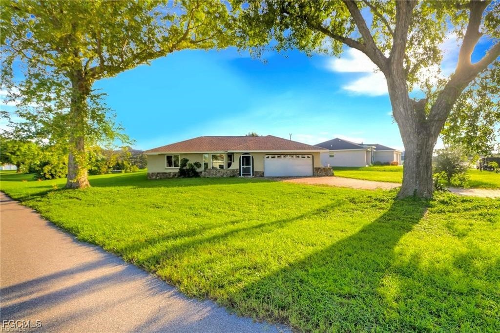 3 bed home in Cape Coral