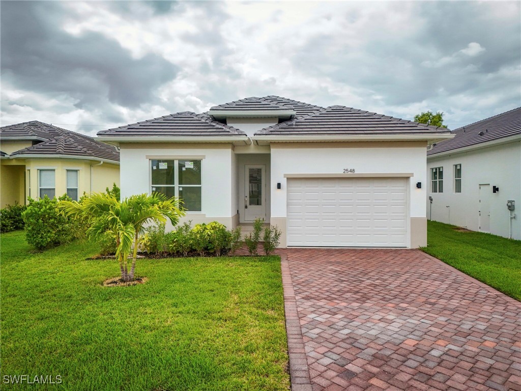 4 bed home in Naples