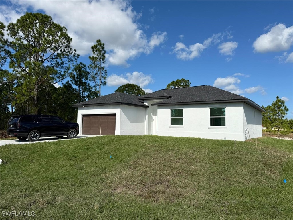 3 bed home in Lehigh Acres
