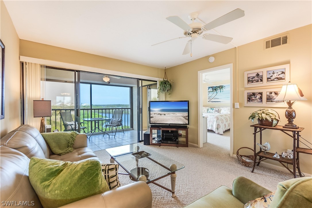 2 bed home in Fort Myers Beach