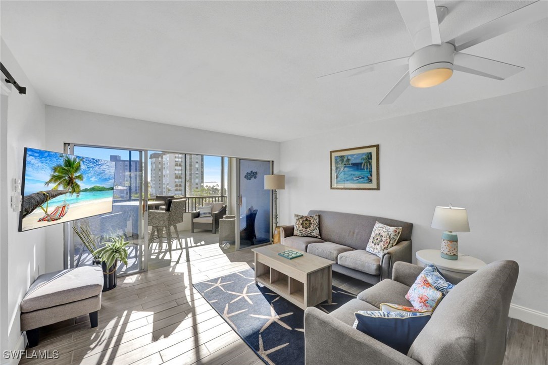 2 bed home in Fort Myers Beach