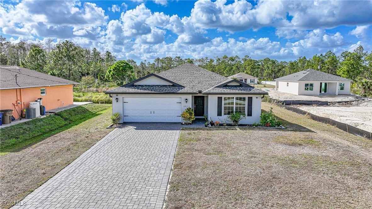 3 bed home in Lehigh Acres