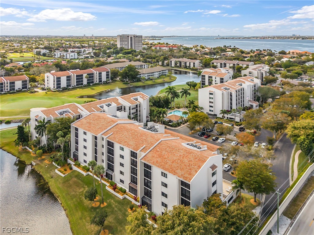 2 bed home in Fort Myers
