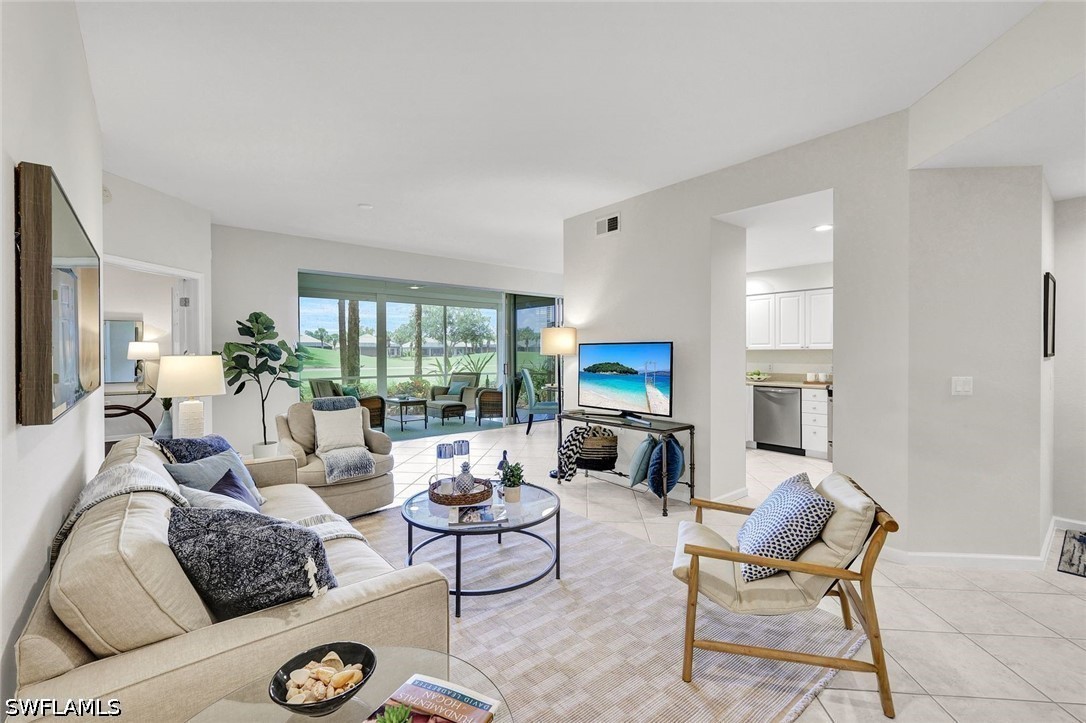 2 bed home in Estero