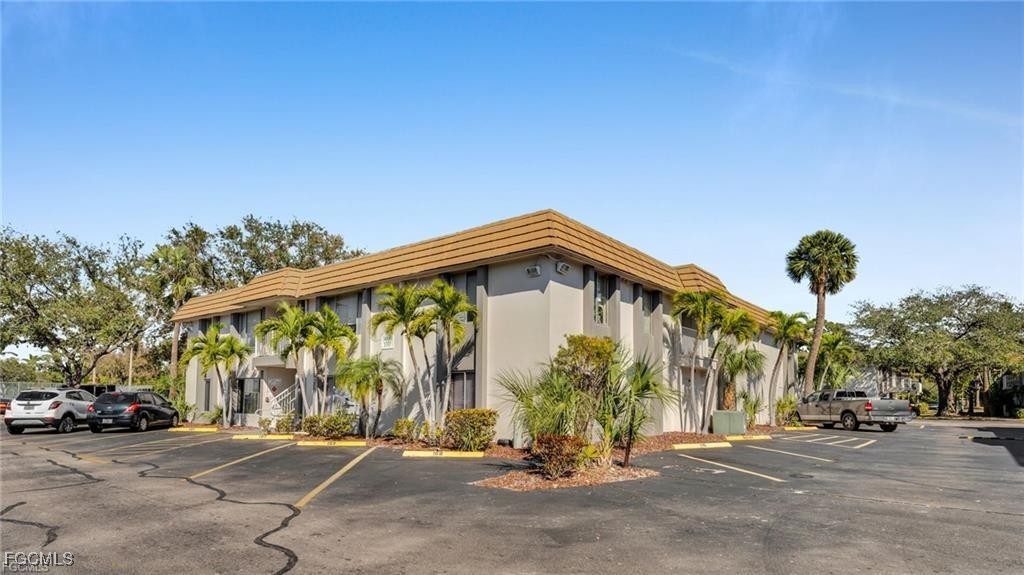 1 bed home in Fort Myers