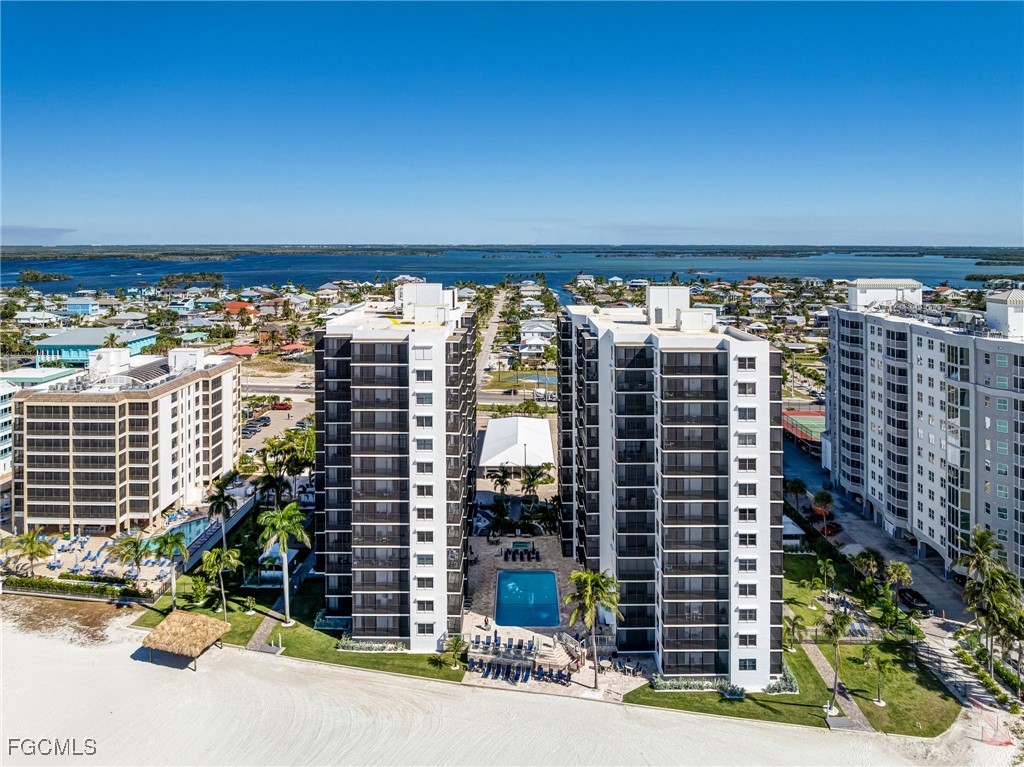 2 bed home in Fort Myers Beach