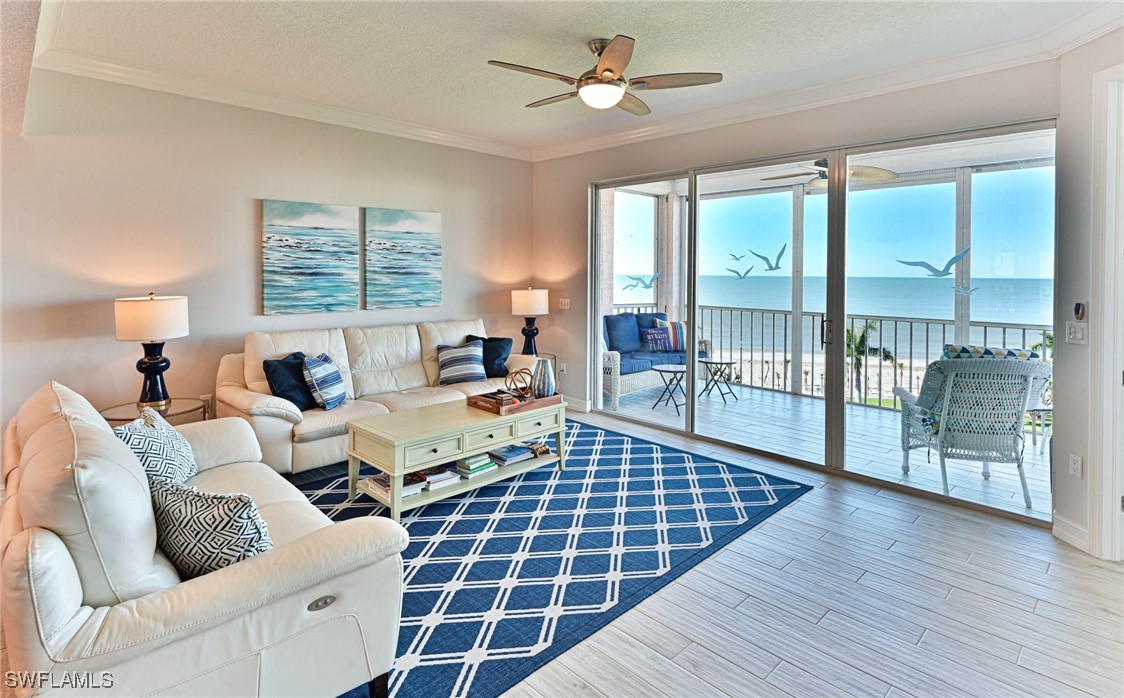 2 bed home in Bonita Springs
