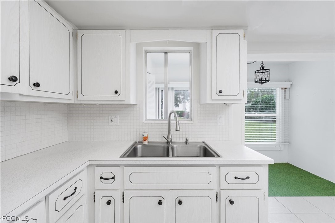 2 bed home in Lehigh Acres