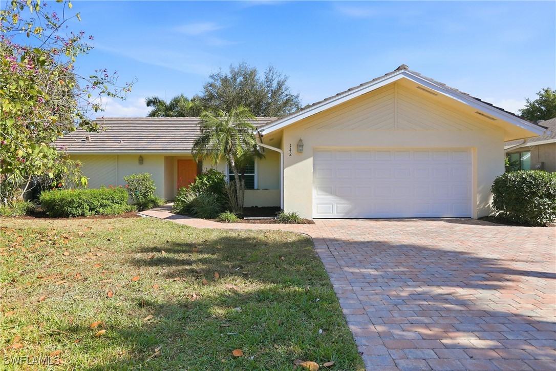 3 bed home in Naples