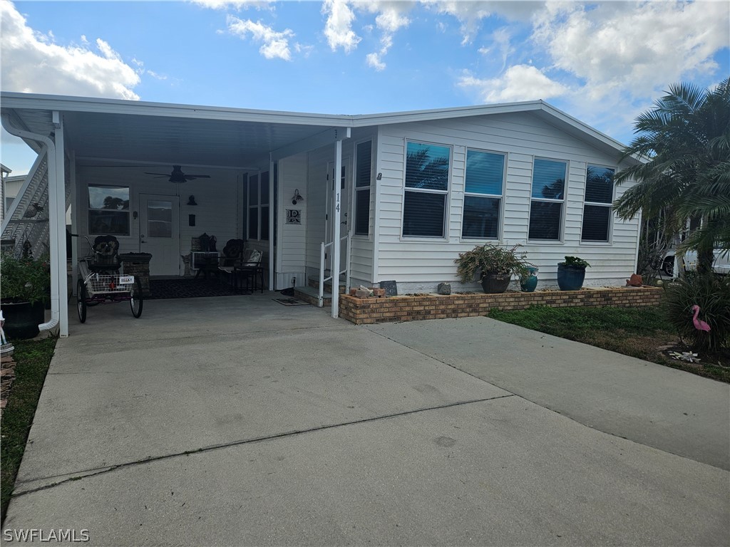 2 bed home in Naples