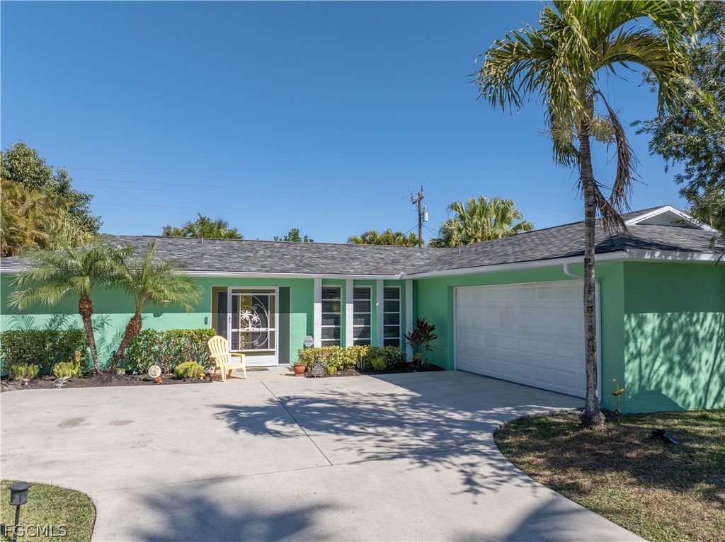 2 bed home in Cape Coral