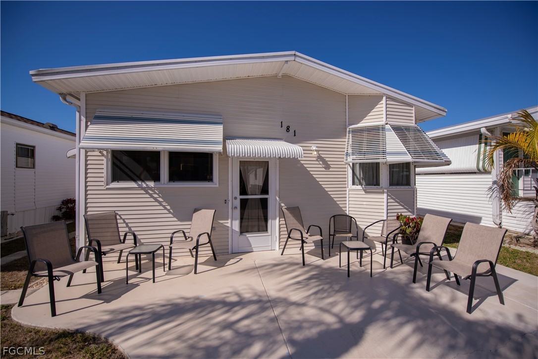 1 bed home in North Fort Myers