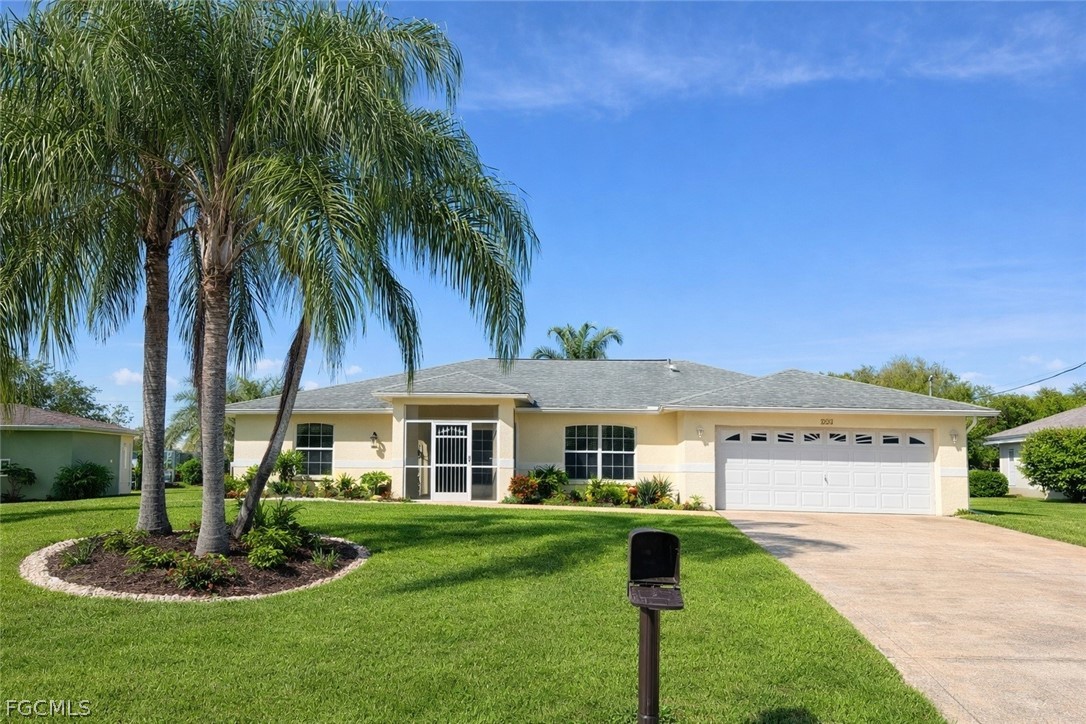 3 bed home in Fort Myers