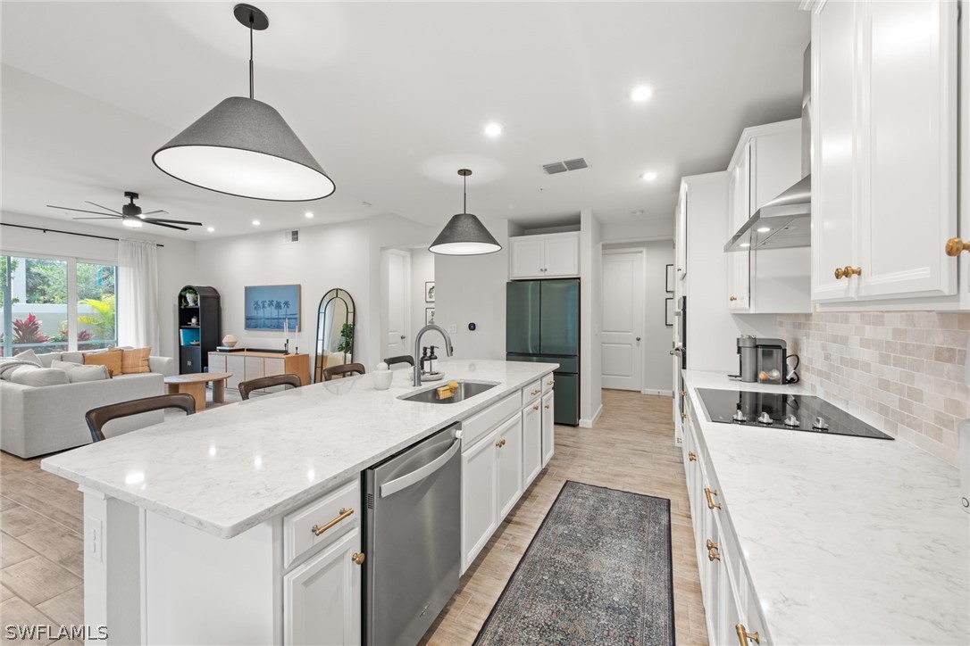 2 bed home in Naples