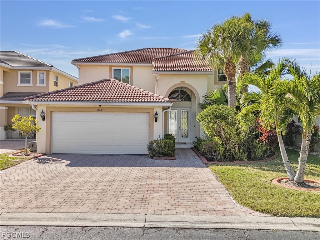 5 bed home in Fort Myers