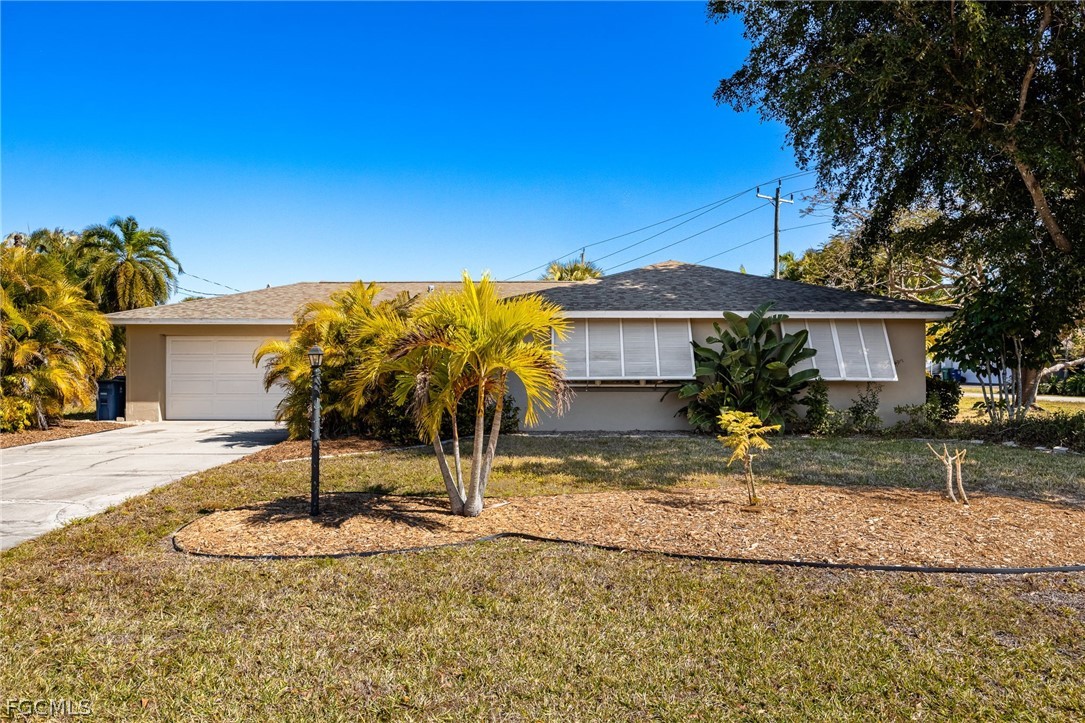 2 bed home in Fort Myers