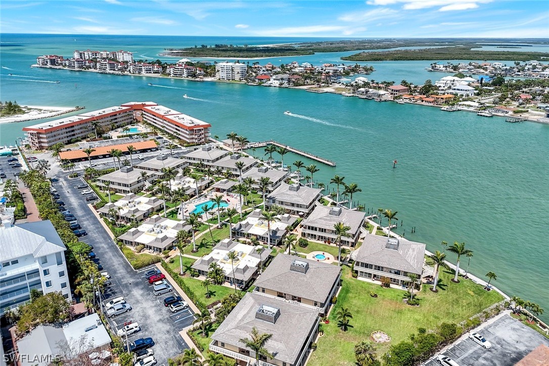 1 bed home in Marco Island