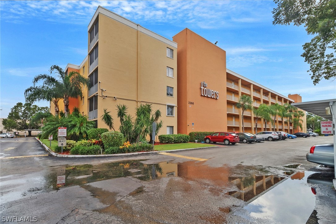 2 bed home in Fort Myers