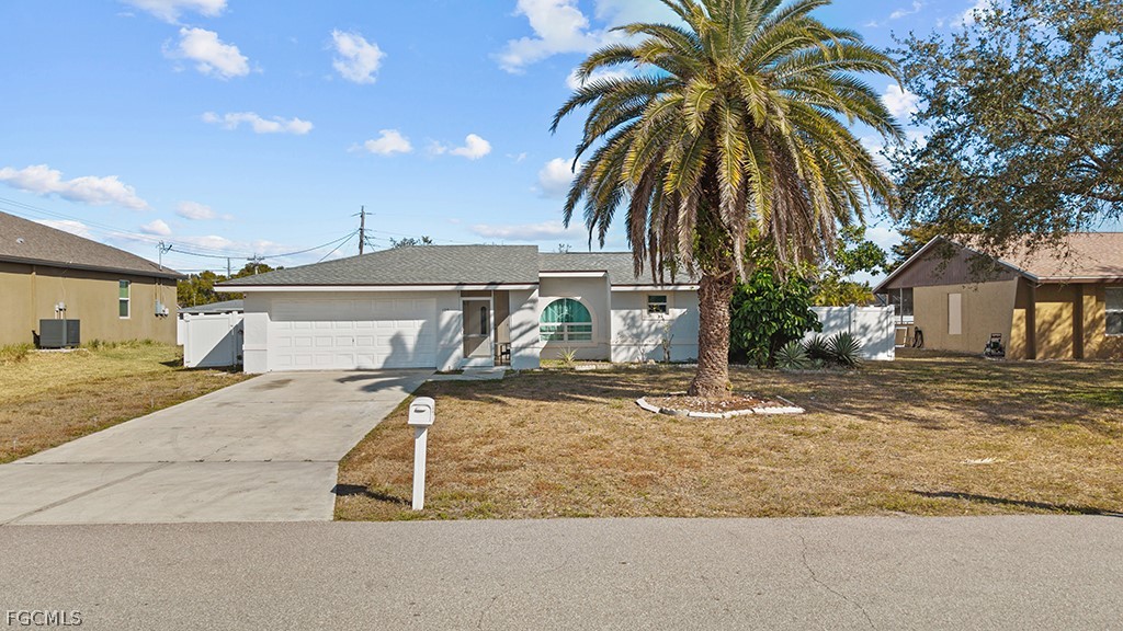2 bed home in Cape Coral