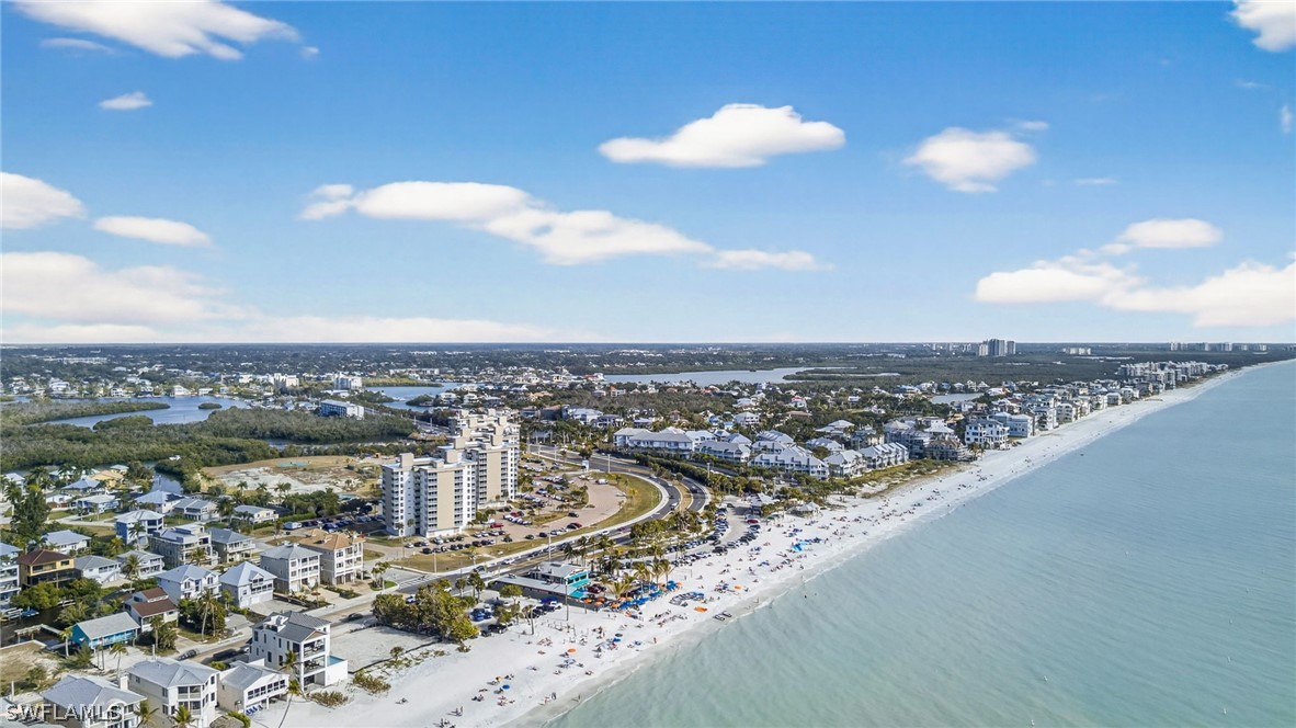 1 bed home in Bonita Springs