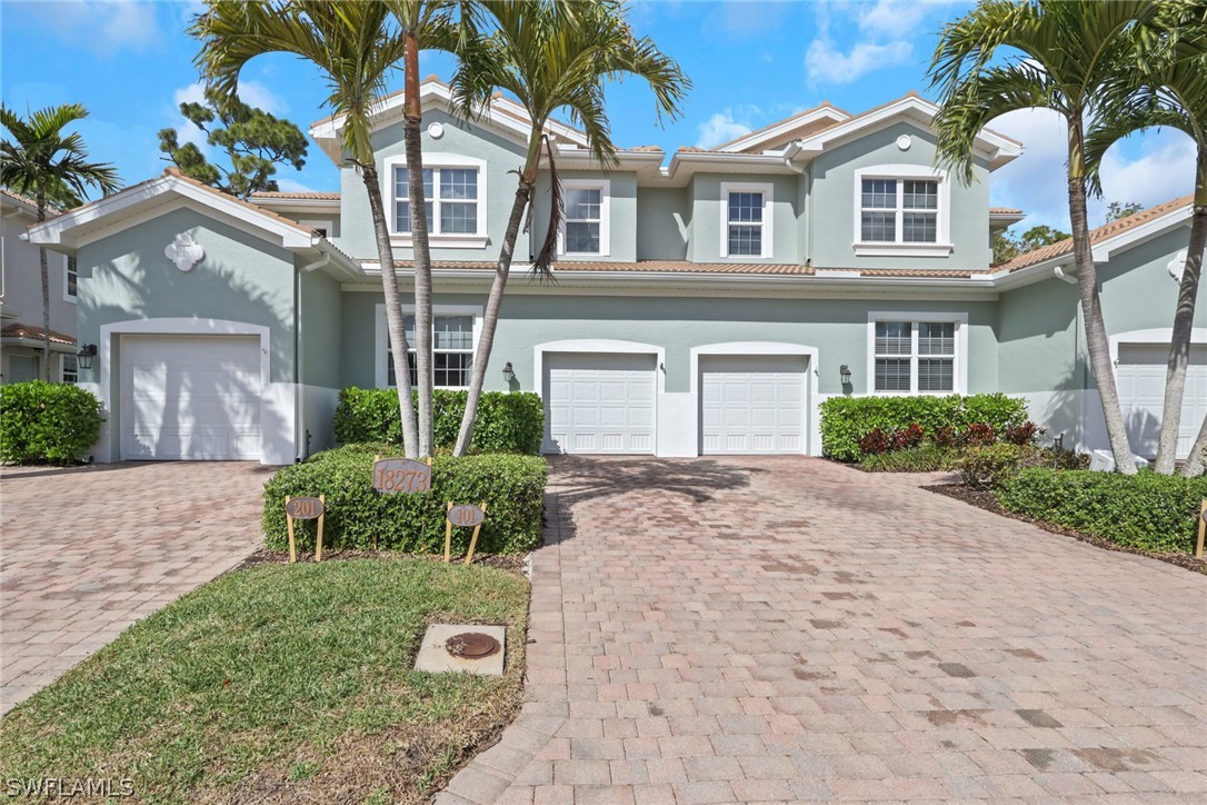 2 bed home in Fort Myers