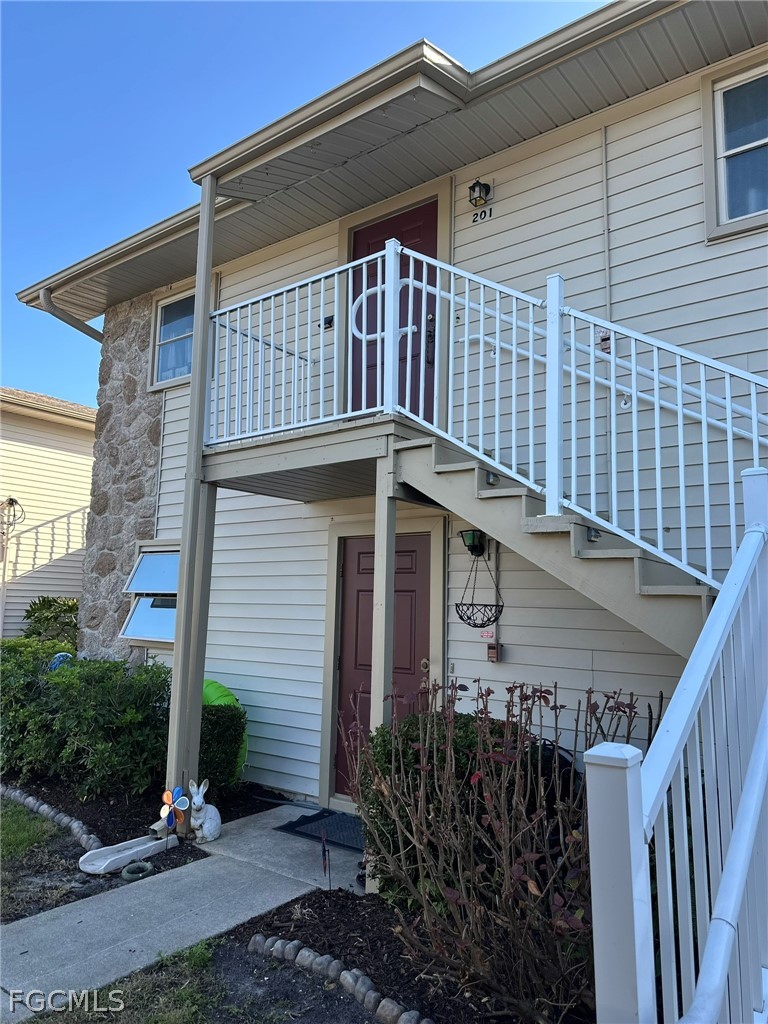 2 bed home in North Fort Myers
