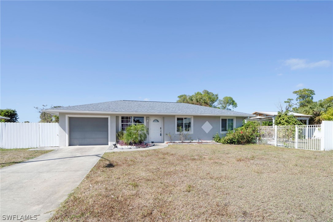 4 bed home in Fort Myers