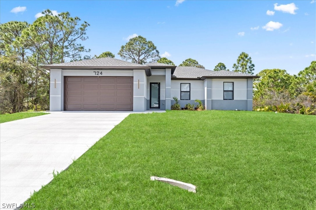 3 bed home in Lehigh Acres