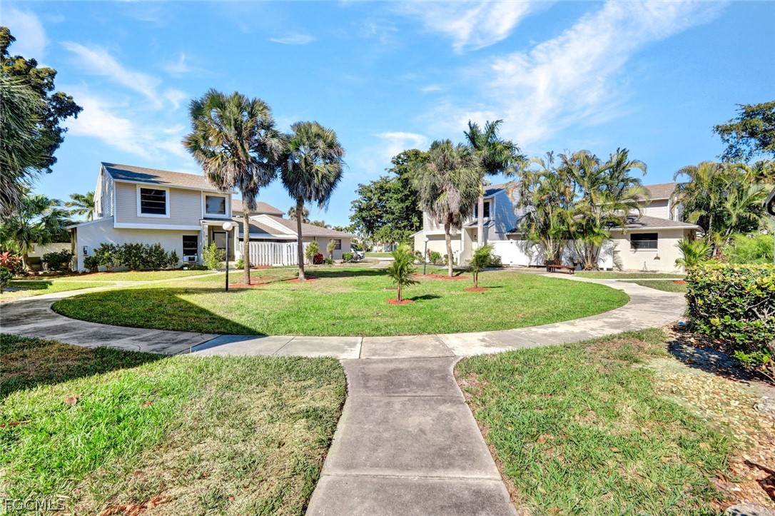 2 bed home in Cape Coral
