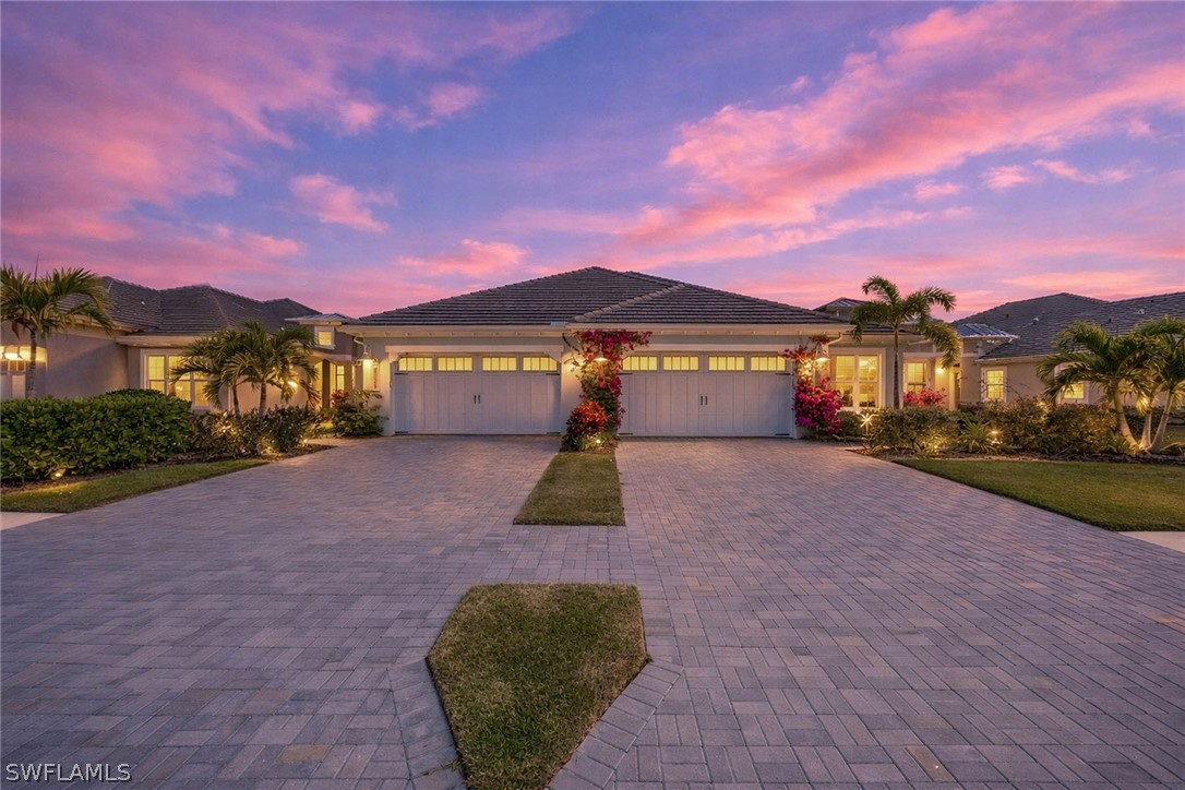 2 bed home in Naples