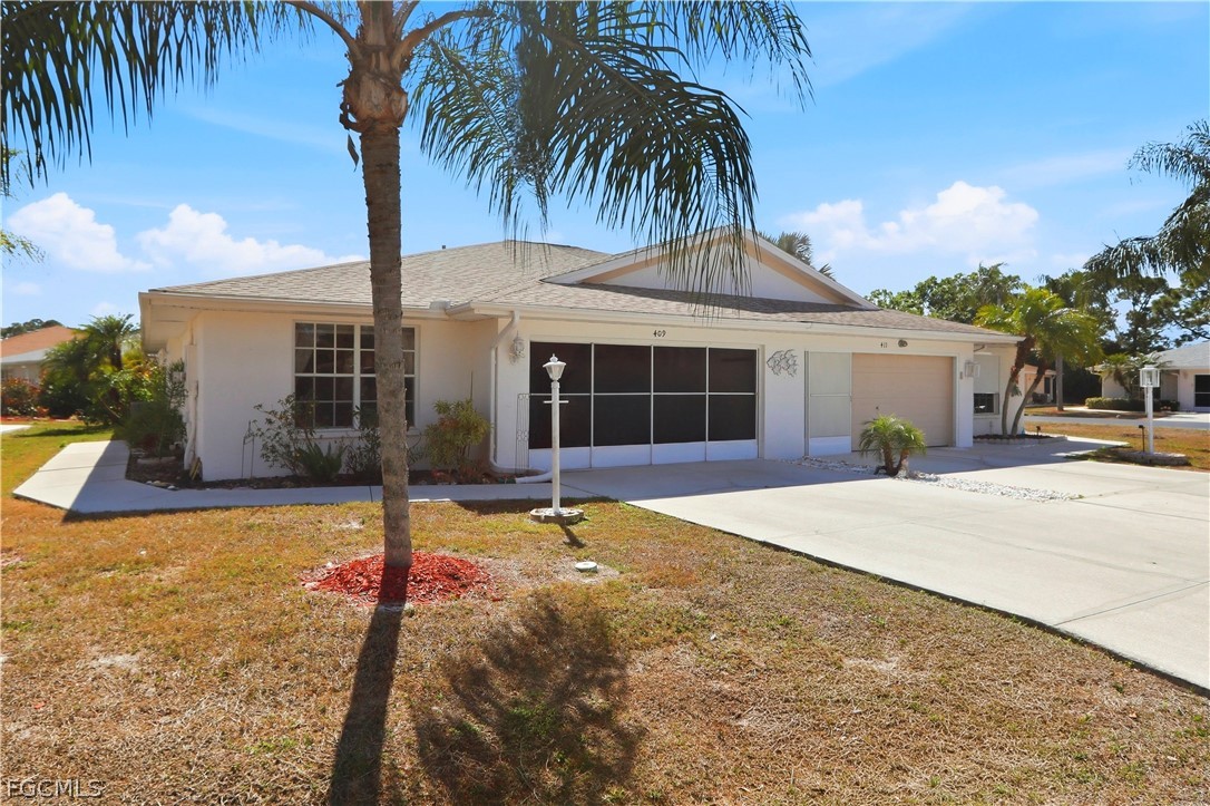 2 bed home in Lehigh Acres