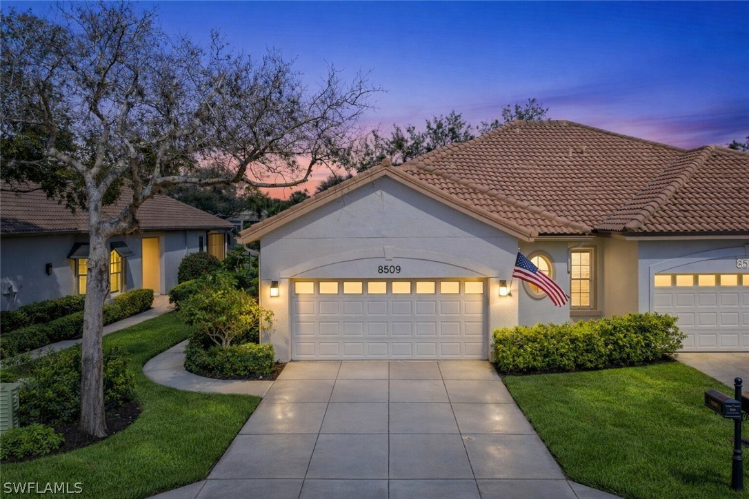 2 bed home in Estero