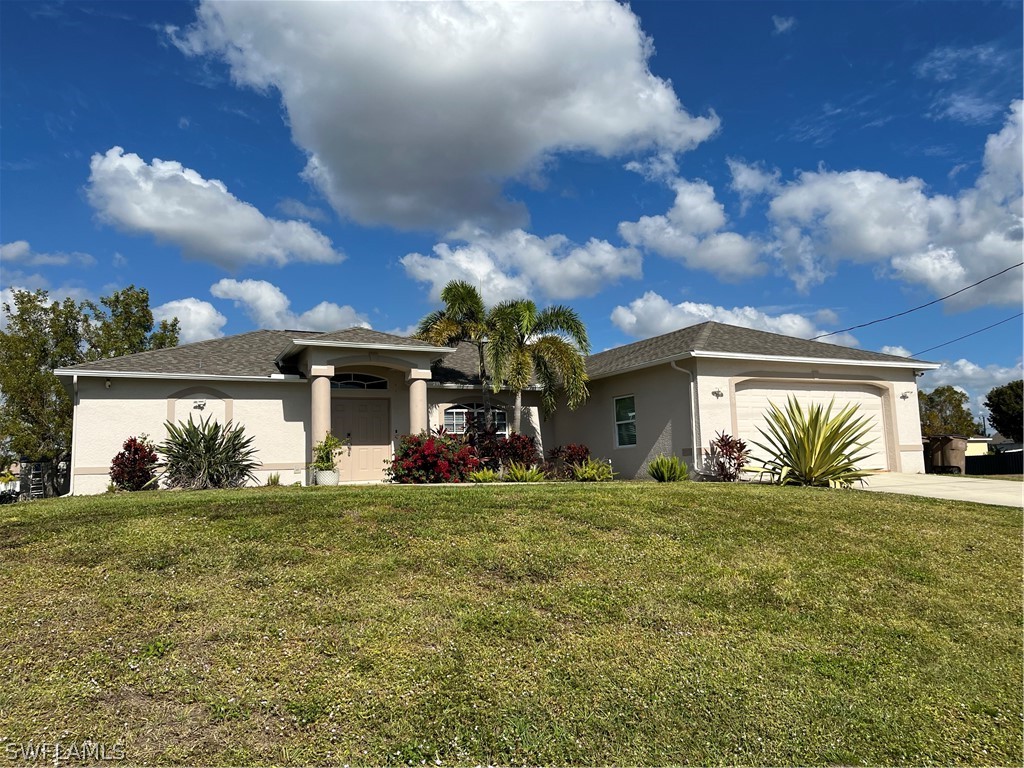 3 bed home in Cape Coral