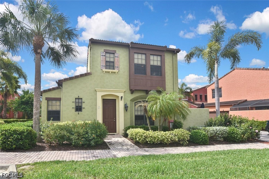 2 bed home in Fort Myers