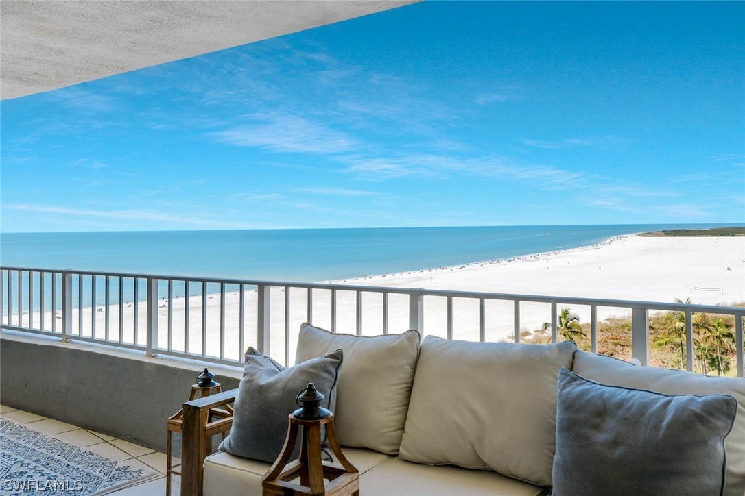 2 bed home in Marco Island
