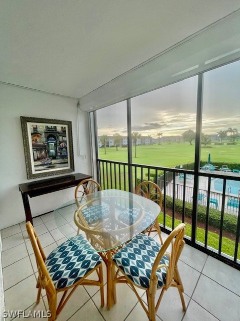 2 bed home in Naples